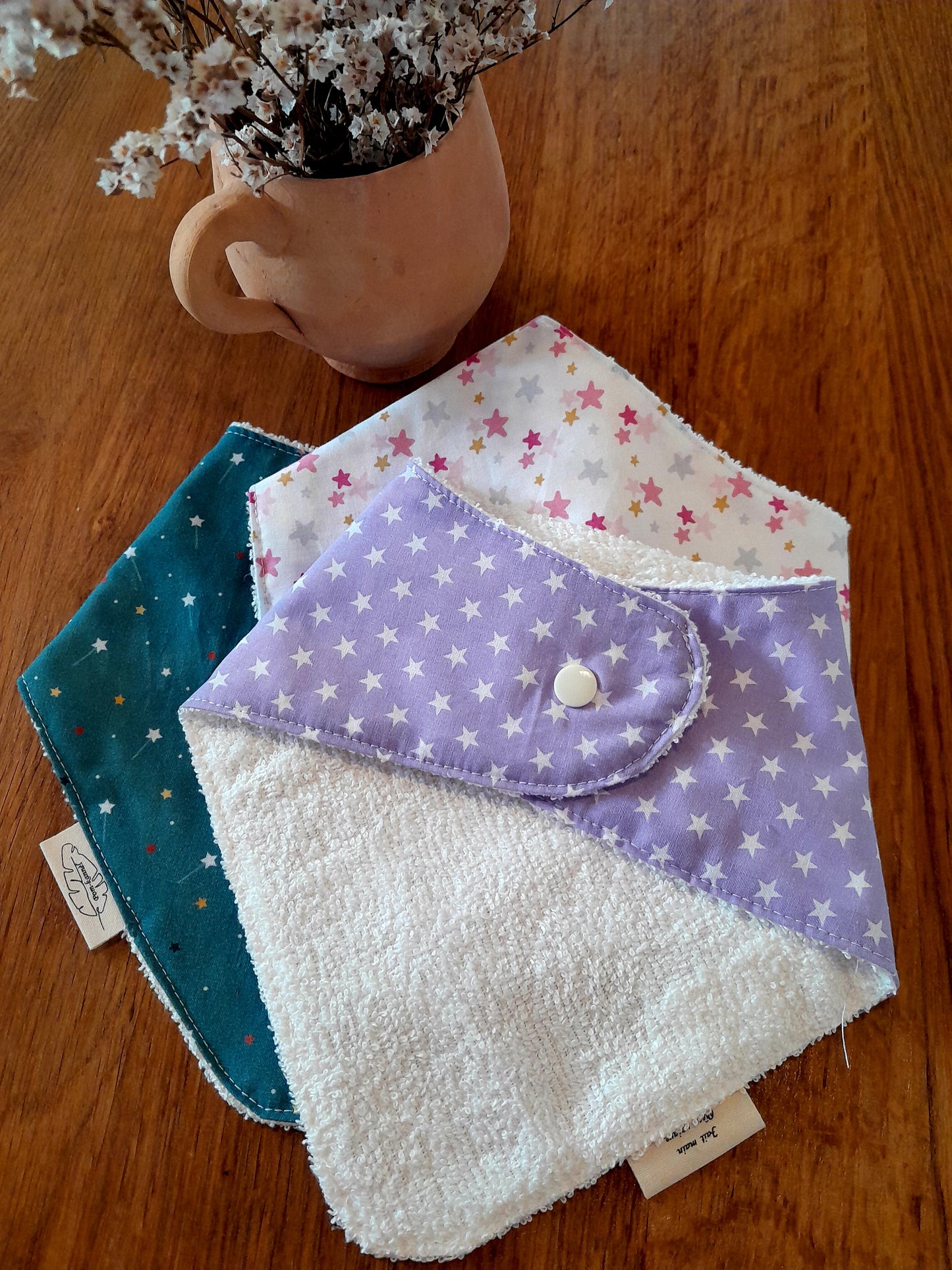 Lot de 3 bavoirs "bandana" à partir de 6 mois